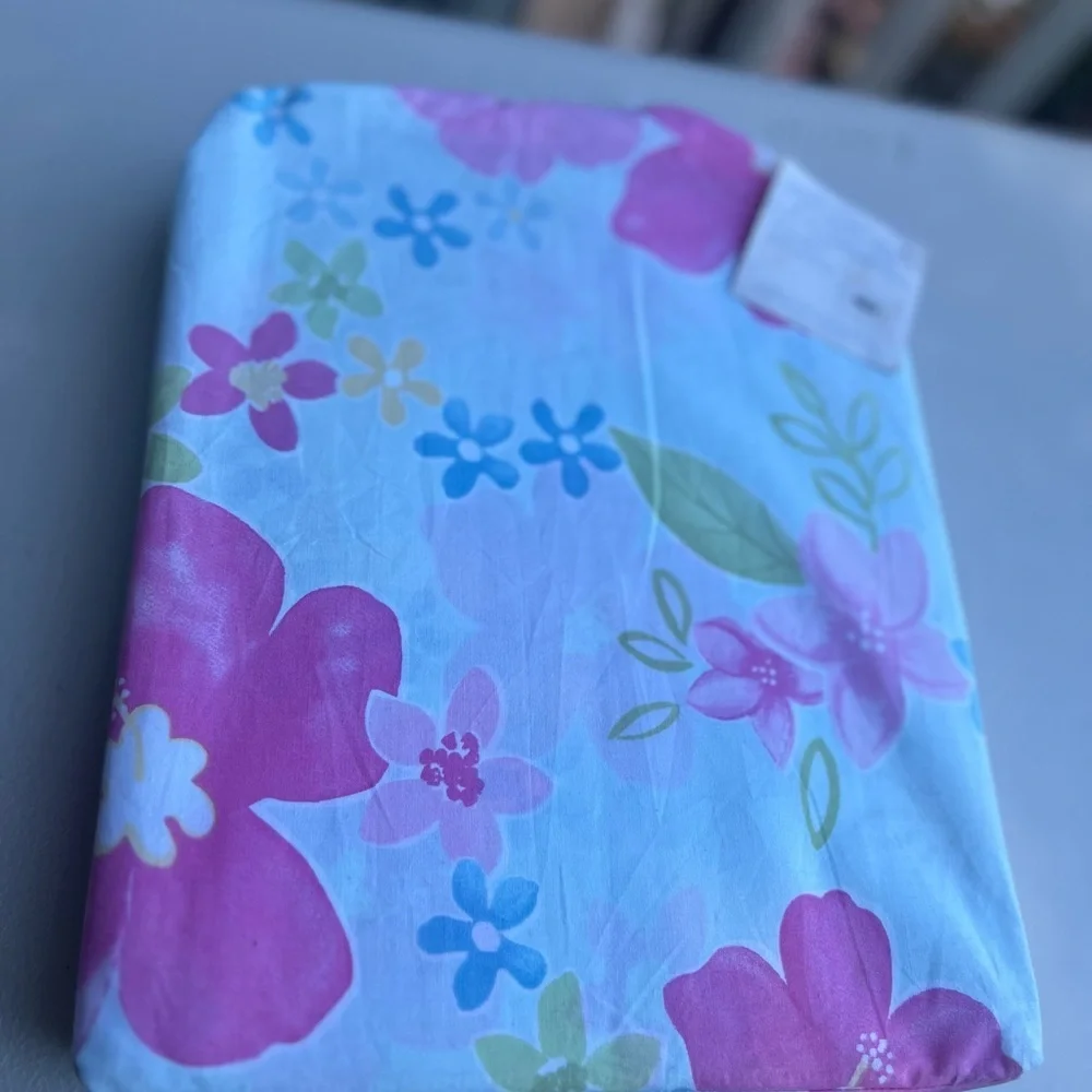 POTTERY BARN Hibiscus light Blue and Pink Floral Sheet Twin sheets Set Bedding
